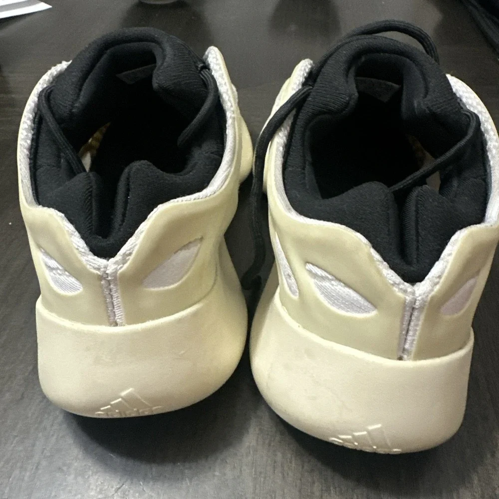 adidas Yeezy Boost 700 V3 Azael FW4980 Preowned Men's Sneaker Mens 9.5